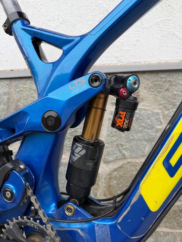 Tweedehands GT Fury Team 2021 2021 Mountainbike — afbeelding 4 van 4