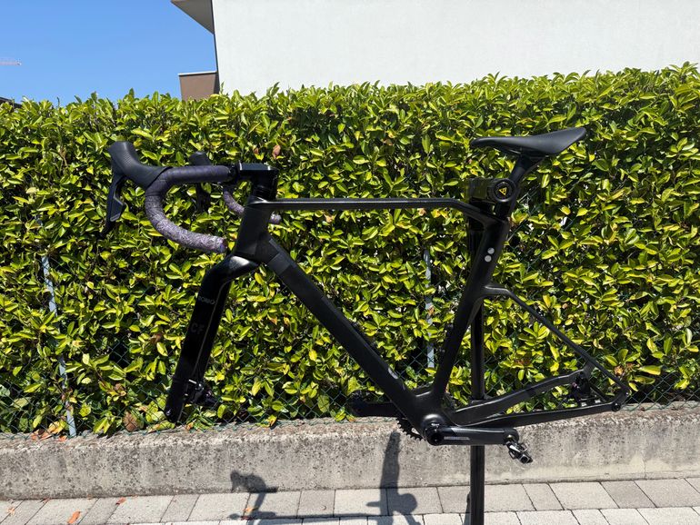 Gebrauchtes Rondo RATT CF 2 2024 Frameset 2024 Road & Gravel, Schwarz — Bild 2 von 12