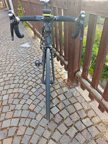 Used Trek Émonda SL 5 2017 2017 Road & Gravel, Black — image 2 of 3