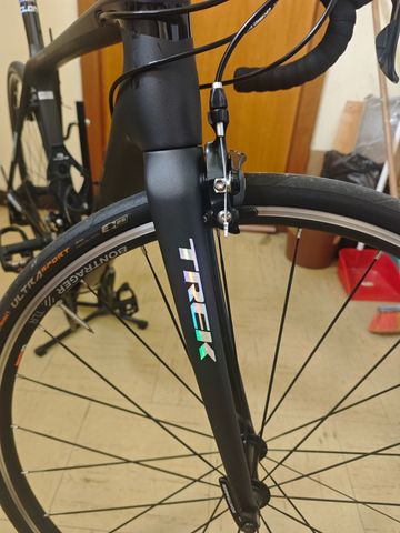 Used Trek Émonda SL 5 2017 2017 Road & Gravel, Black — image 2 of 13