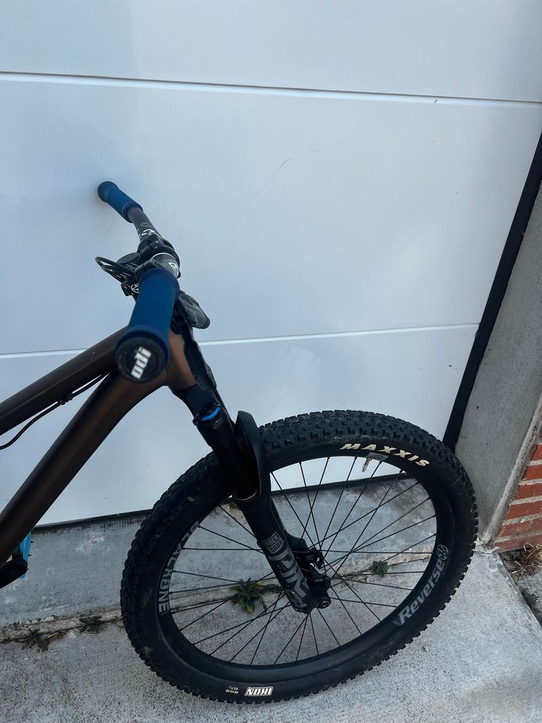 Rose THE BRUCE 2 2023 2023 Mountainbike d'occasion — image 15 sur 15