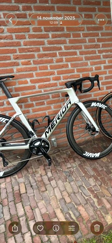 Käytetty Merida REACTO 6000 Di2 2024 2024 Road & Gravel — kuva 8 / 9