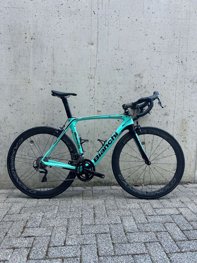 Used Bianchi Oltre XR3 Ultegra 2018 2018 Road & Gravel