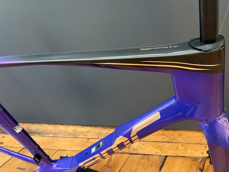 Used BMC Teammachine R 01 Frameset 2027 Frameset 2027 Road & Gravel, Blue — image 2 of 3