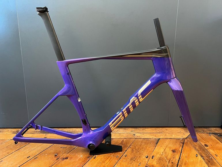 Used BMC Teammachine R 01 Frameset 2027 Frameset 2027 Road & Gravel, Blue — image 1 of 3