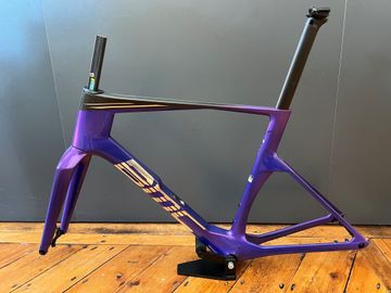 Used BMC Teammachine R 01 Frameset 2027 Frameset 2027 Road & Gravel, Blue — image 3 of 3