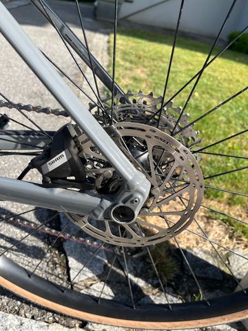 Gebrauchtes BMC Roadmachine AL X ONE 2023 2023 Road & Gravel, Hellgrau — Bild 4 von 8