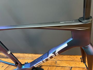 Used BMC Teammachine R 01 Frameset 2027 Frameset 2027 Road & Gravel, Blue — image 1 of 3