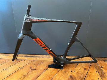 Used BMC Teammachine R 01 Frameset 2027 Frameset 2027 Road & Gravel, Black — image 3 of 3