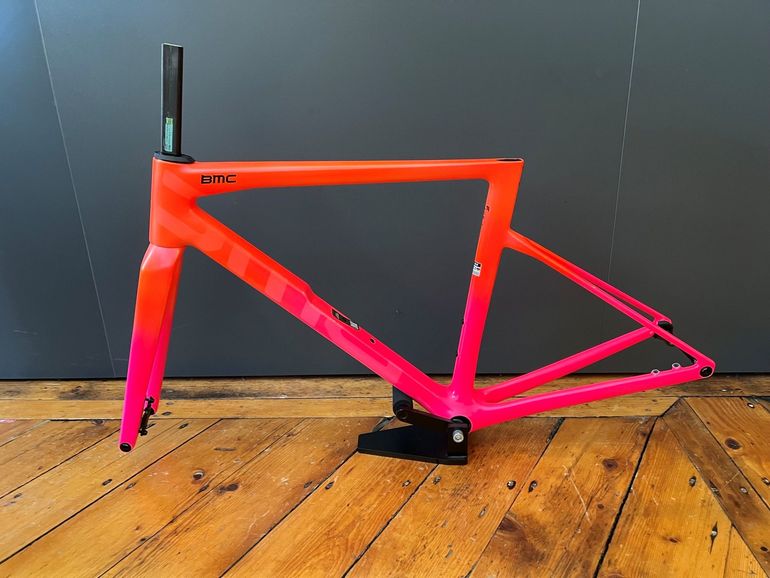 Used BMC Teammachine SLR 01 Frameset 2027 Frameset 2027 Road & Gravel, Red — image 3 of 3
