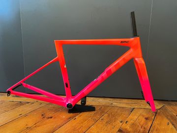 Used BMC Teammachine SLR 01 Frameset 2027 Frameset 2027 Road & Gravel, Red — image 1 of 3