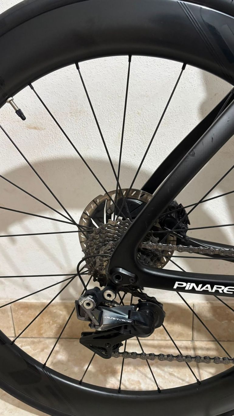 Pinarello Dogma Shimano Dura Ace Di2 2018 Road & Gravel usato, Nero — immagine 5 di 14