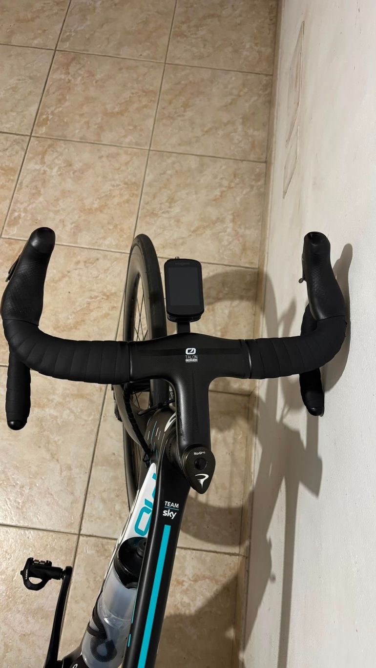 Pinarello Dogma Shimano Dura Ace Di2 2018 Road & Gravel usato, Nero — immagine 10 di 14
