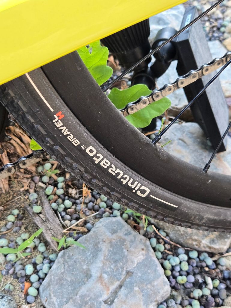 Used BMC Roadmachine 01 AMP X TWO 2023 2023 Road & Gravel, Green — image 6 of 9