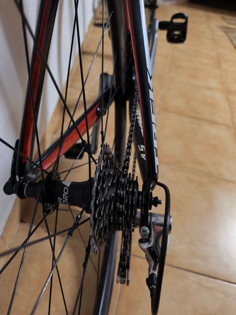 Used Trek Madone 3.5 H2 Compact 2014 2014 Road & Gravel, Black — image 4 of 8