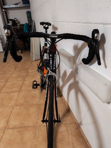 Used Trek Madone 3.5 H2 Compact 2014 2014 Road & Gravel, Black — image 7 of 8