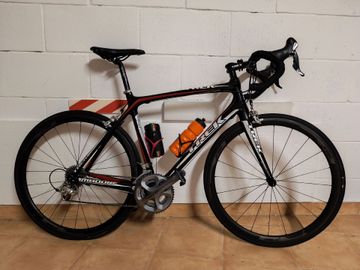 Used Trek Madone 3.5 H2 Compact 2014 2014 Road & Gravel, Black — image 8 of 8