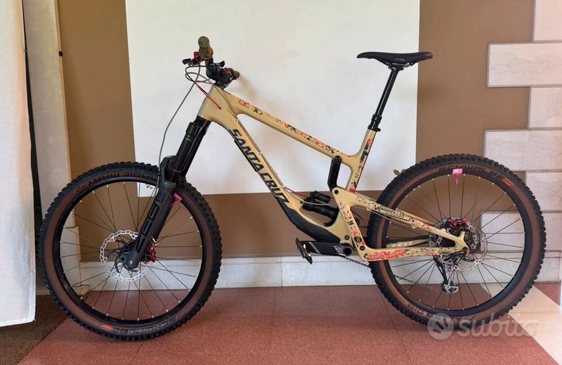 Tweedehands Santa Cruz Nomad CC X01 2018 2018 MTB