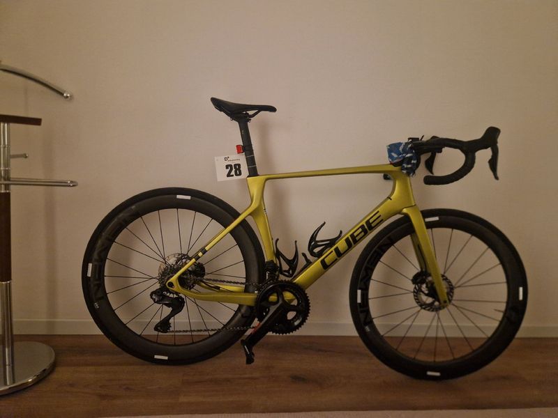 CUBE Agree Shimano Ultegra Di2 2025 Road & Gravel usato