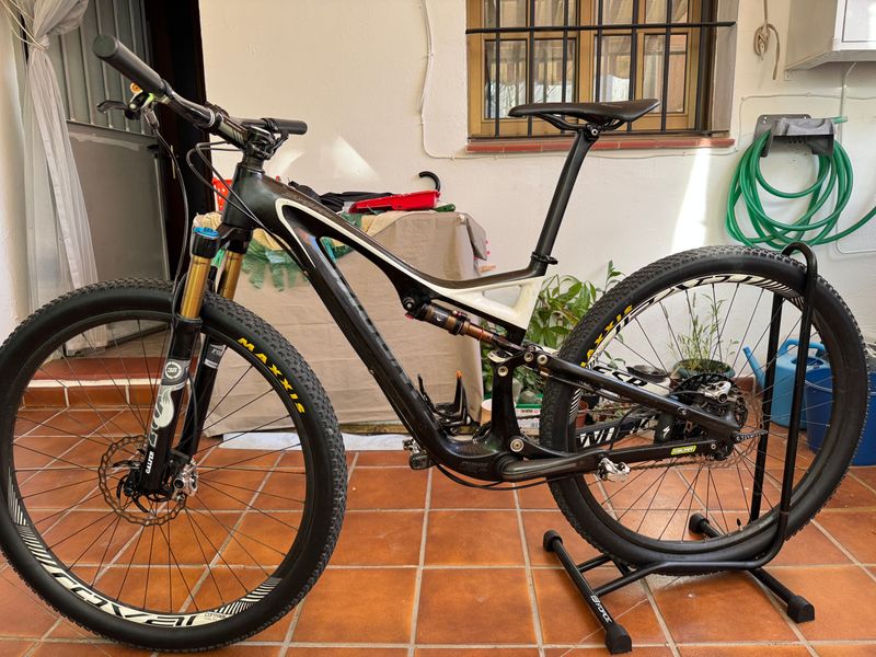 Gebrauchtes Specialized S-Works Stumpjumper FSR Carbon 29 2012 2012 MTB