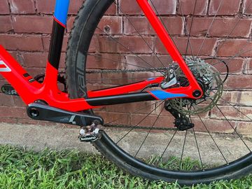 Used Specialized CruX Expert X1 2018 2018 Road & Gravel, Orange — image 7 of 10