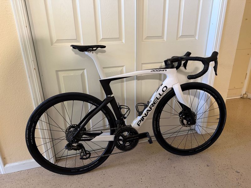 Used Pinarello DOGMA F DURA ACE Di2 Disc 2023 2023 Road & Gravel