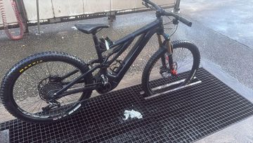 Specialized Turbo Levo 2022 2022 Mountainbike de segunda mano, Negro — imagen 1 de 4