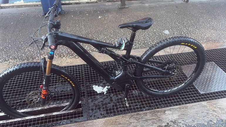 Specialized Turbo Levo 2022 2022 Mountainbike de segunda mano, Negro — imagen 4 de 4