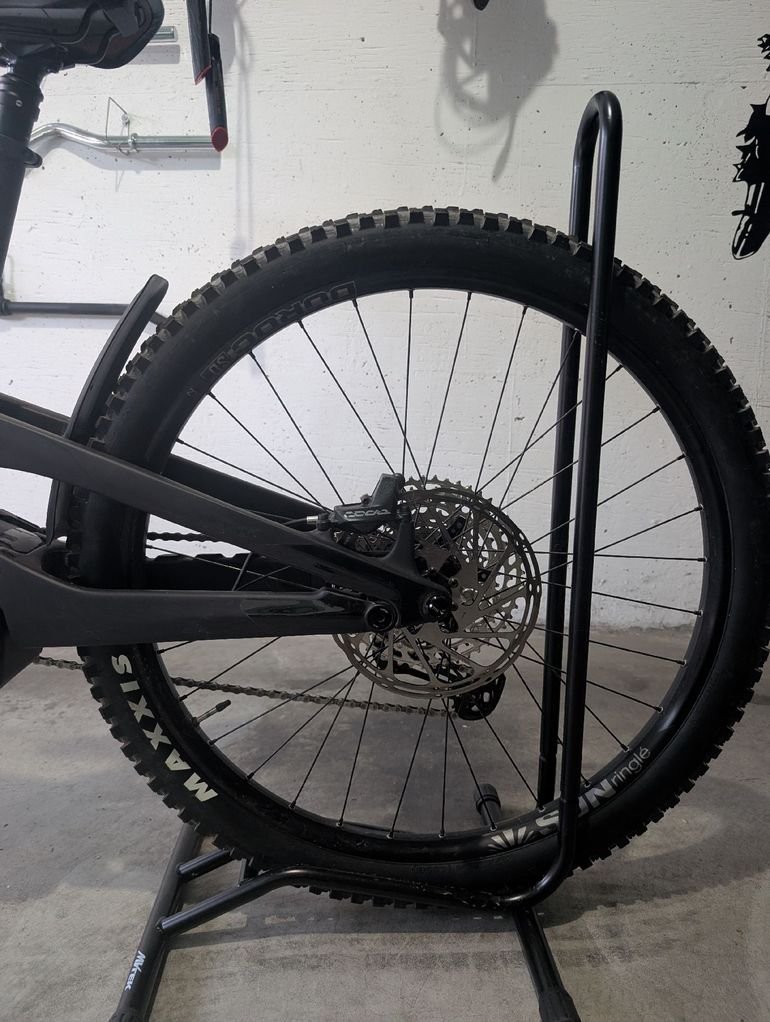 Used Canyon Torque:ON CF 7 2025 2025 Mountainbike, Black, 29, 27.5 — image 14 of 21
