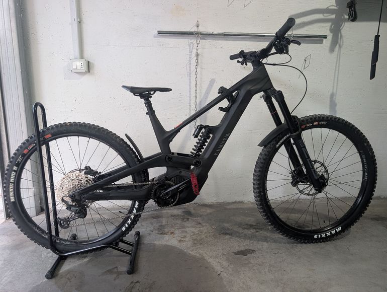 Used Canyon Torque:ON CF 7 2025 2025 Mountainbike, Black, 29, 27.5 — image 18 of 21