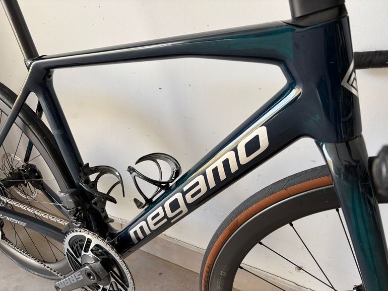 Megamo RAISE 04 AXS 2024 2024 Road & Gravel usato, Verde — immagine 7 di 7