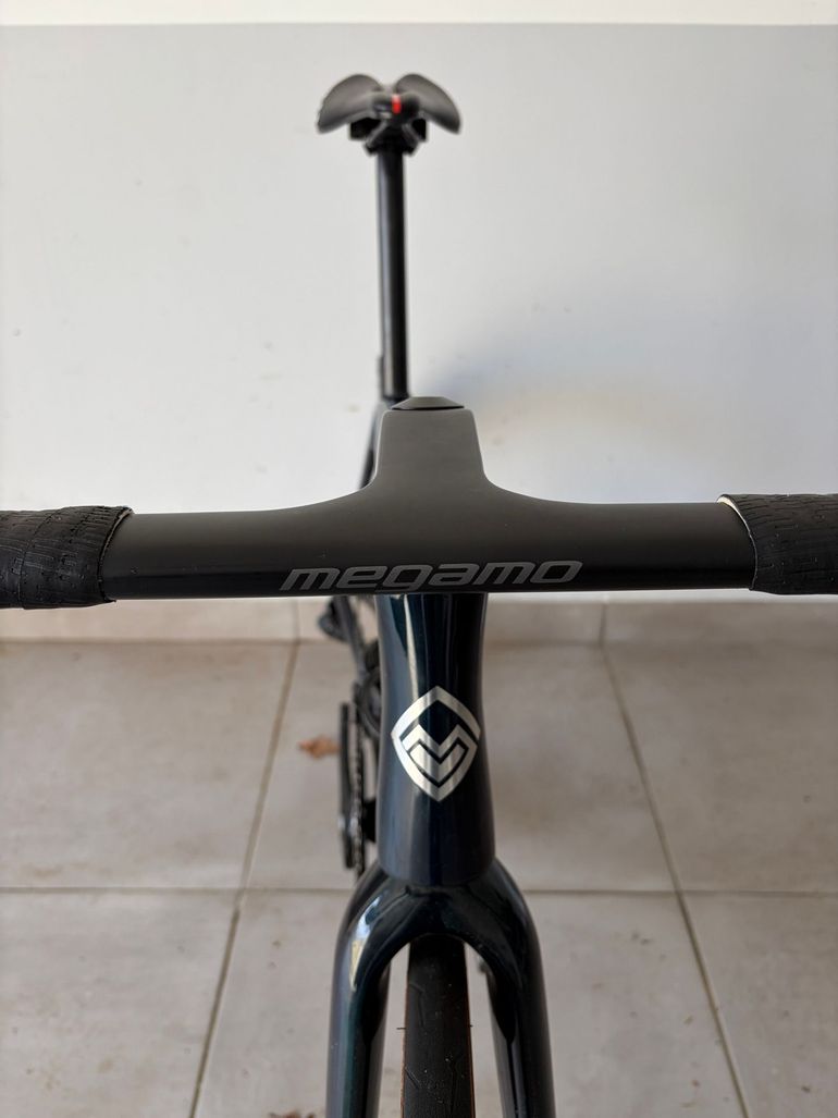 Megamo RAISE 04 AXS 2024 2024 Road & Gravel usato, Verde — immagine 5 di 7