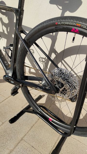 Megamo Silk SRAM Rival eTap AXS 2024 Road & Gravel usato, Nero — immagine 6 di 11