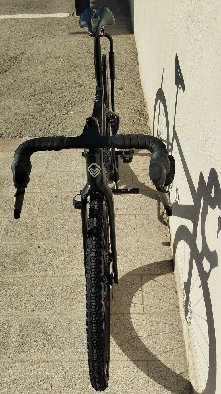 Megamo Silk SRAM Rival eTap AXS 2024 Road & Gravel usato, Nero — immagine 9 di 11