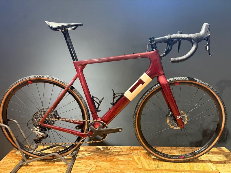 3T Exploro Primo, Sram Rival 1x11 2023 Road & Gravel d'occasion