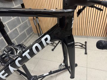 Použité Factor OSTRO VAM - Frameset Premium 2026 Frameset 2026 Road & Gravel — obrázek 2 z 4