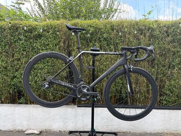 Canyon Ultimate CF SL 9.0 2019 Road & Gravel usato, Nero — immagine 2 di 7