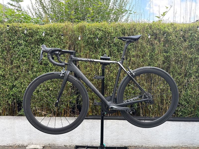 Canyon Ultimate CF SLX 9.0 2019 2019 Road & Gravel d'occasion