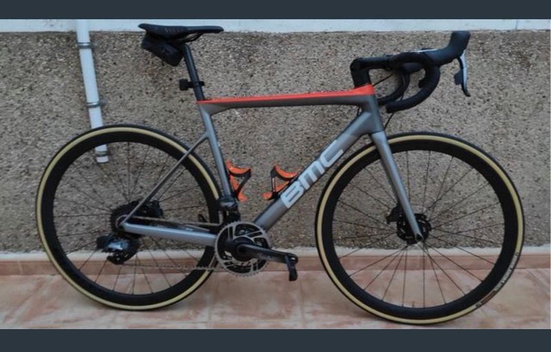 BMC Teammachine SLR02 DISC ONE 2020 2020 Road & Gravel d'occasion