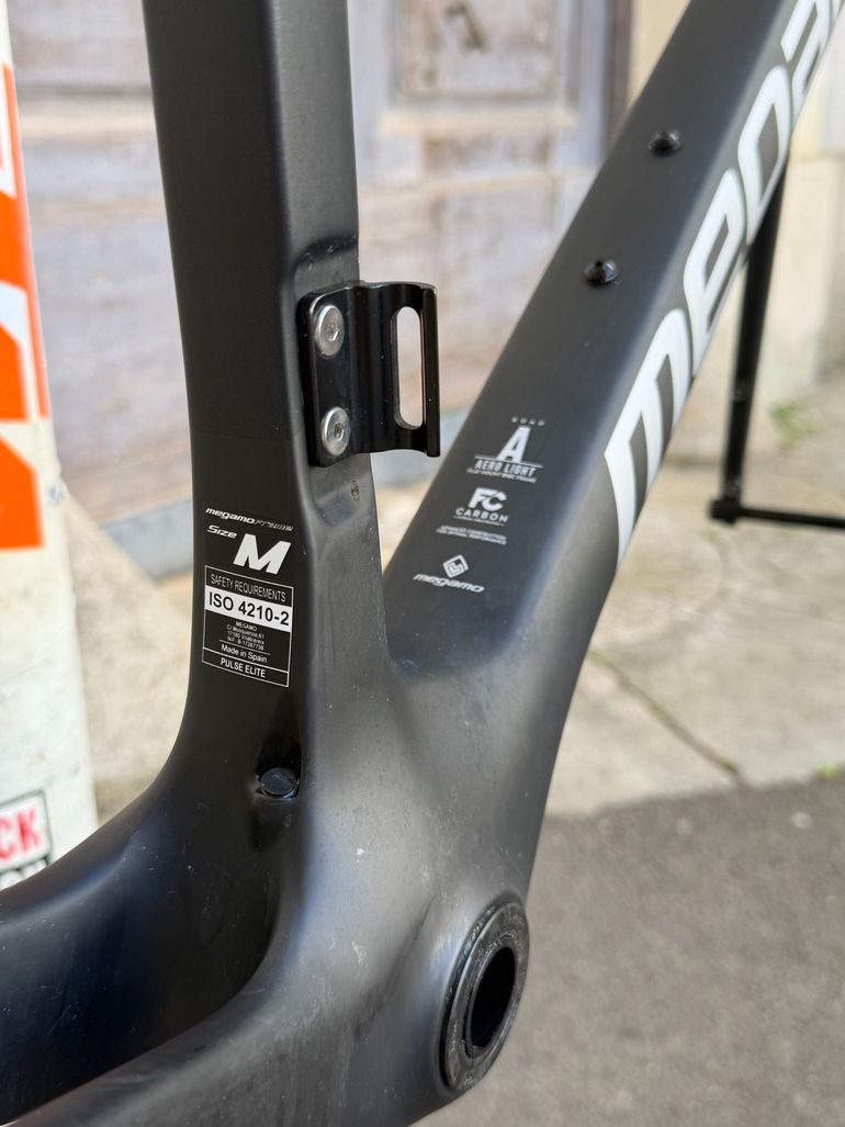 Megamo PULSE ELITE 05 SH12 2024 Frameset 2024 Road & Gravel usato, Nero — immagine 4 di 8
