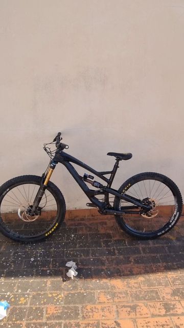Použité YT Industries Capra SRAM X01 2017 Mountainbike — obrázek 1 z 5