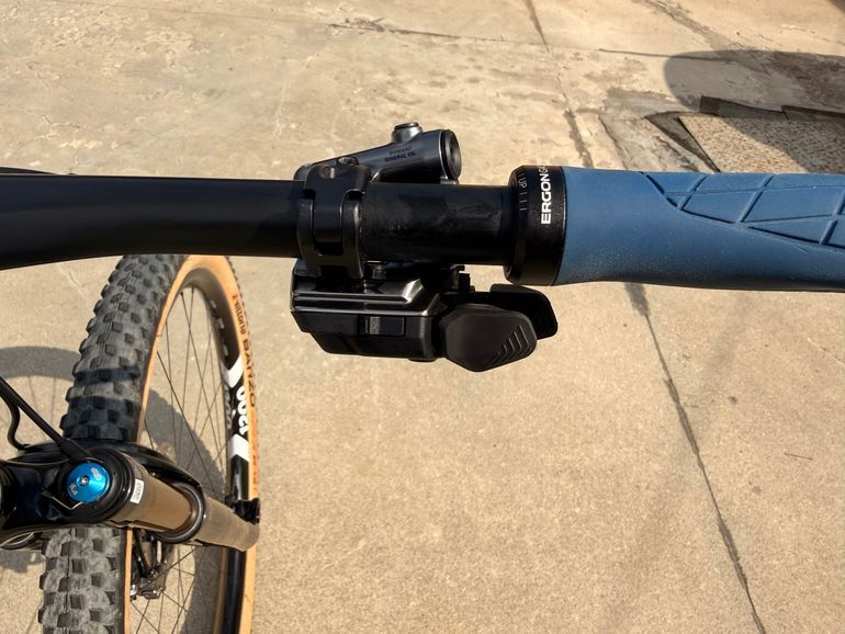 Käytetty Canyon Lux World Cup CFR Team Shimano XTR Di2 2024 Mountainbike — kuva 4 / 8