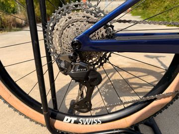 Käytetty Canyon Lux World Cup CFR Team Shimano XTR Di2 2024 Mountainbike — kuva 3 / 8