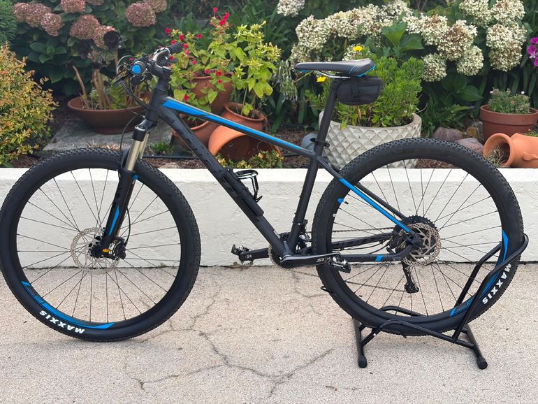 Brugt Giant Talon 29 0 2022 2022 Mountainbike — billede 2 af 7