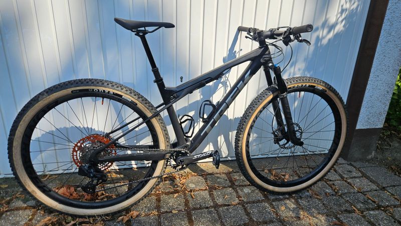 Used Trek Supercaliber SRAM GX Eagle AXS 2022 MTB