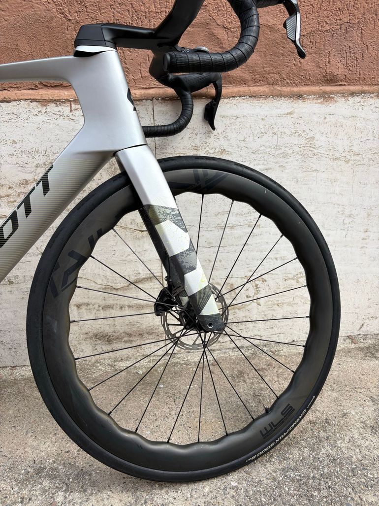 Used Scott Foil RC HMX Sram Force AXS powermeter 2023 Road & Gravel, Light Gray — image 5 of 7