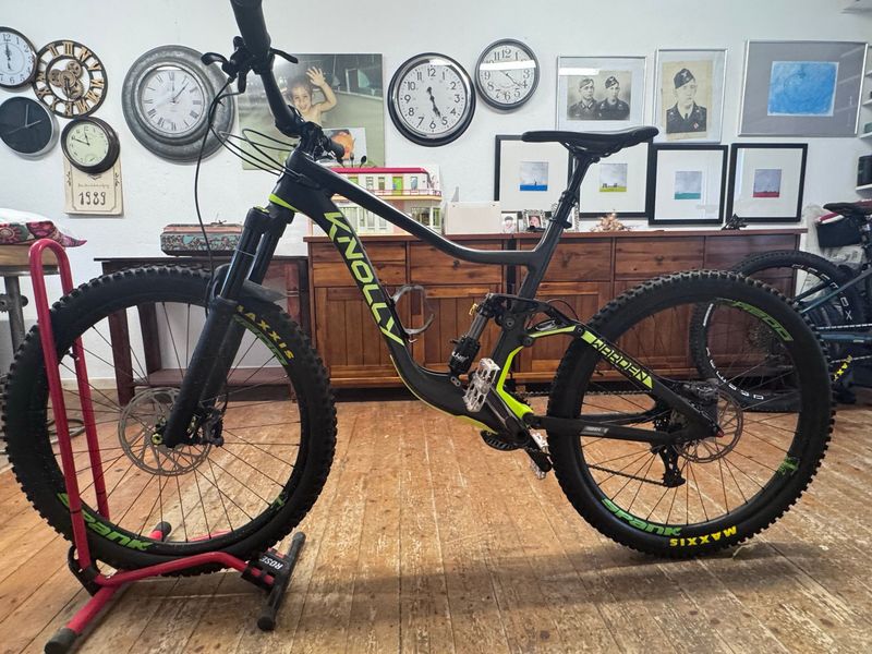 Used Knolly Warden SRAM X01 2017 MTB