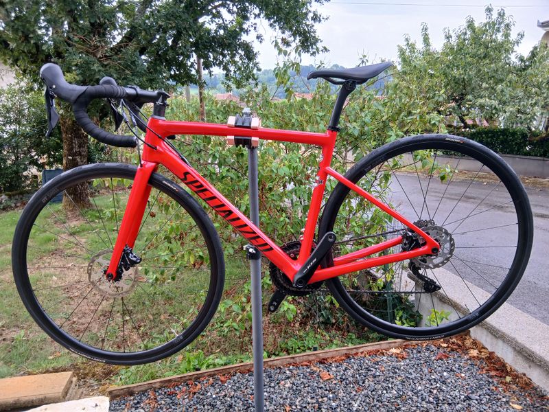 Specialized Tarmac SL6 Sport 2022 2022 Road & Gravel d'occasion