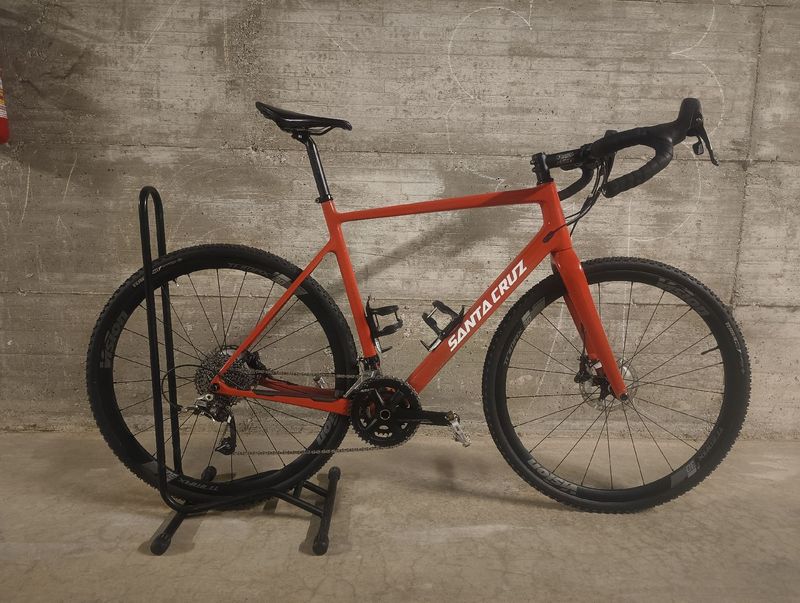 Używany Santa Cruz Stigmata Rival / Carbon CC 2019 2019 Road & Gravel