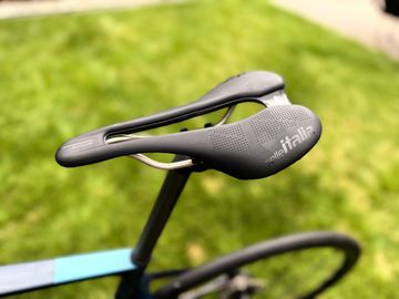 Orbea ORCA M30iTEAM 2022 2022 Road & Gravel usato, Blu — immagine 8 di 14